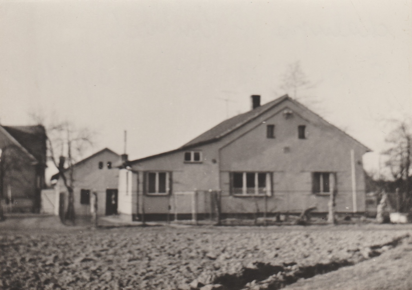 Dům čp. 179, poslední obyvatelé: Prachowski E. + J. (S laskavým svolením p. Roberta Rottera, ze soukromé sbírky)