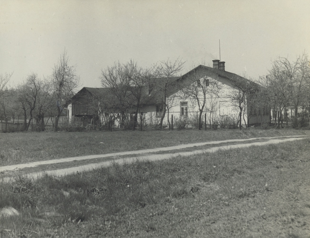 Dům čp. 248 na fotografii z roku 1975 (poslední obyvatelé: Kowalski J.)