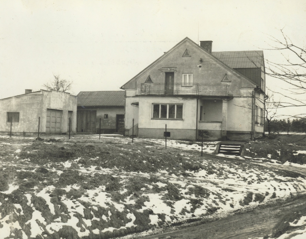 Dům čp. 256 (poslední obyvatelé: Monczka K.) na snímku z roku 1977