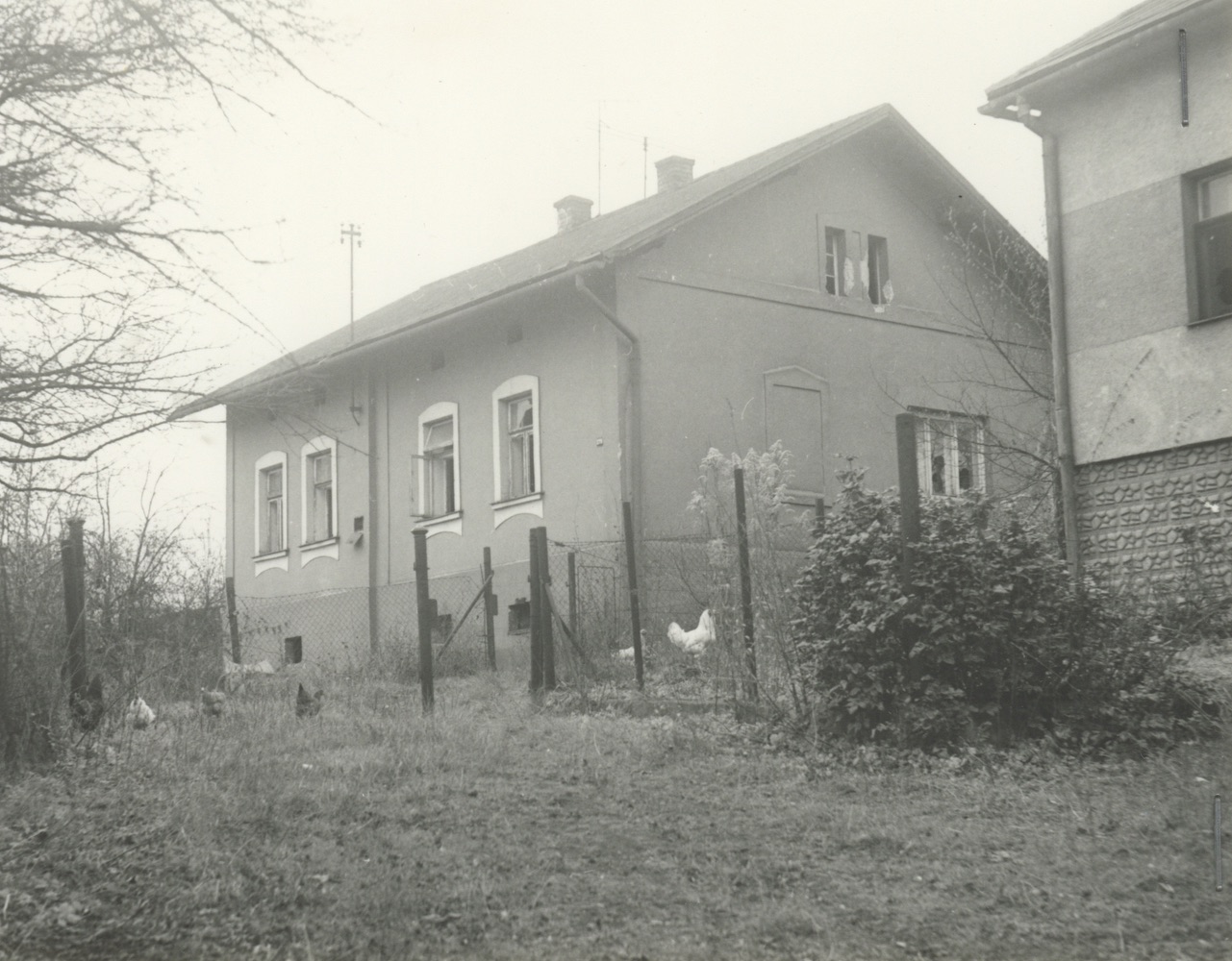 Dům čp. 279 (poslední obyvatelé: Kolatek V.) na snímku z roku 1981