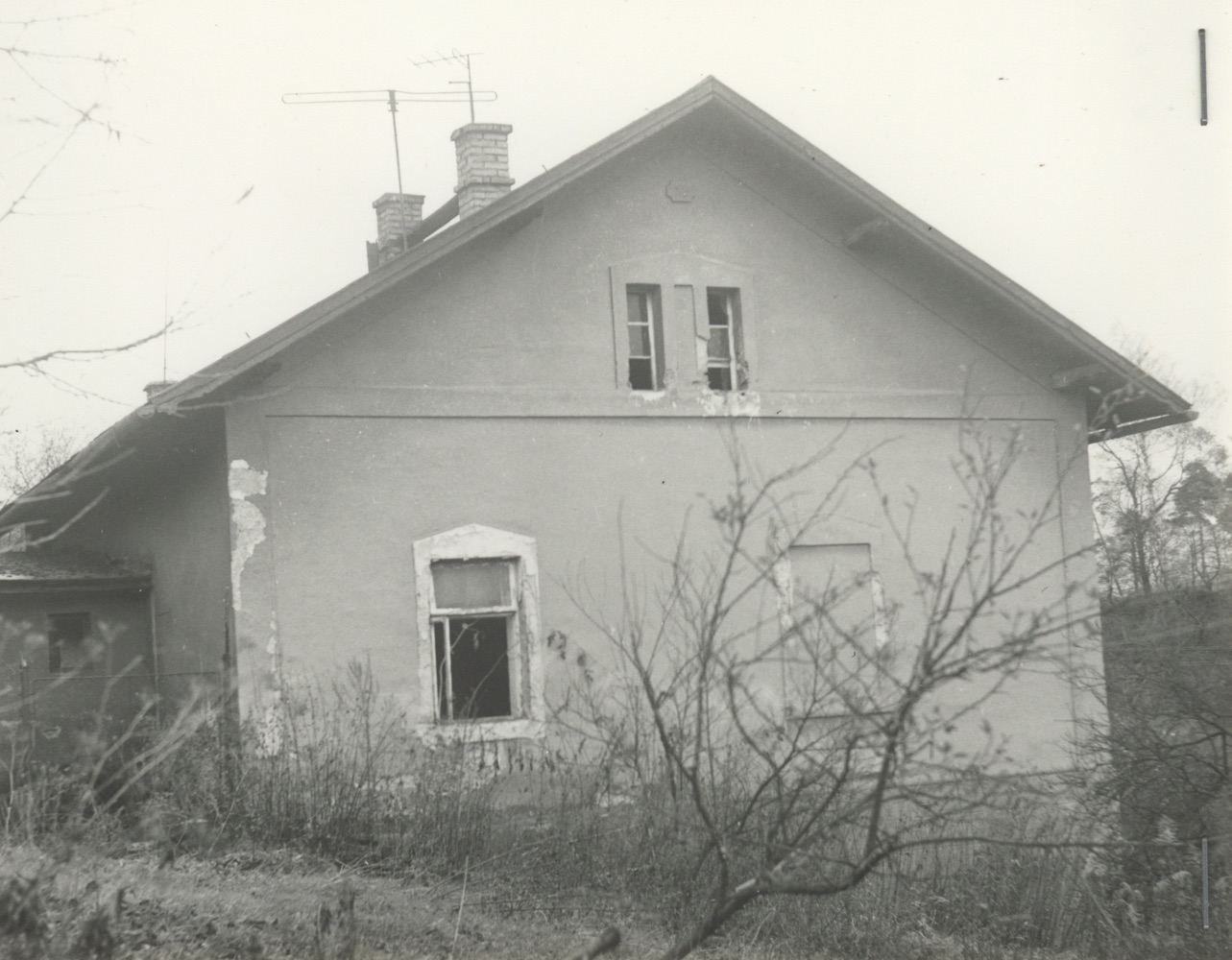 Dům čp. 279 (poslední obyvatelé: Kolatek V.) na snímku z roku 1981