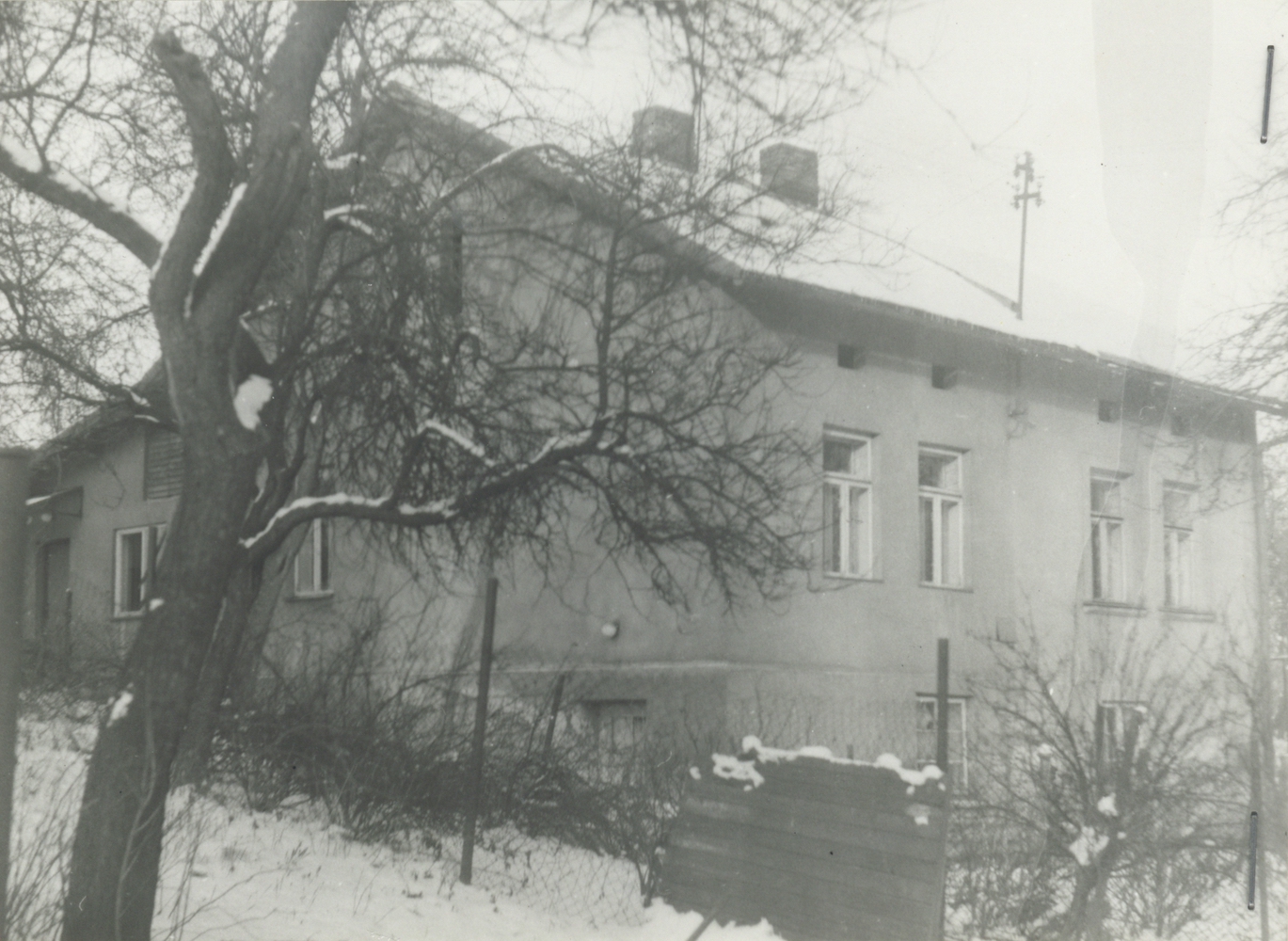 Dům čp. 308 (poslední obyvatelé: Galia A. + F.), čp. 312  (poslední obyvatelé: Szmiga E. + F.) - leden 1981