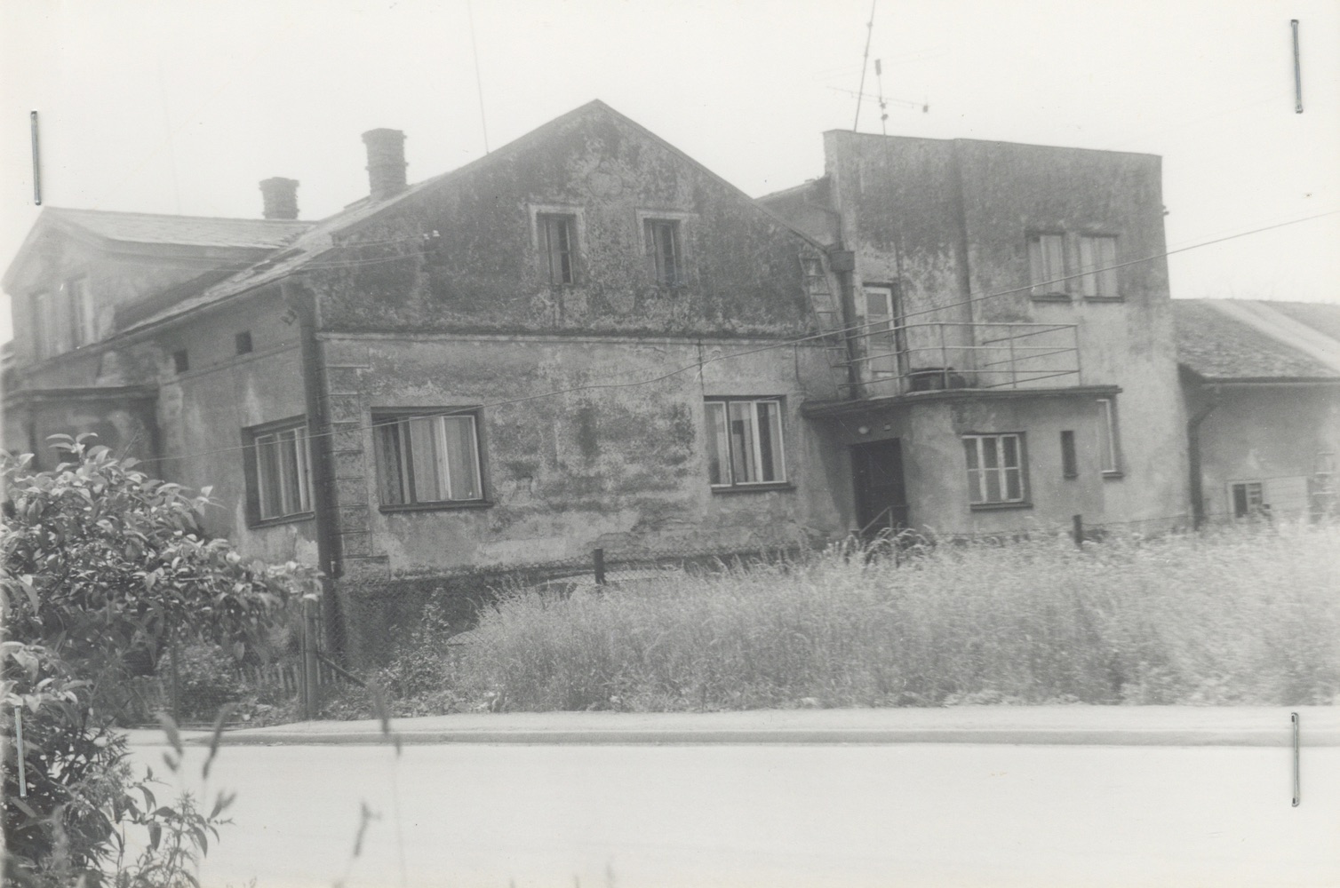 Dům čp. 33, 588 (poslední obyvatelé: Siuda E., Lokajíček Z., Gajda E.)