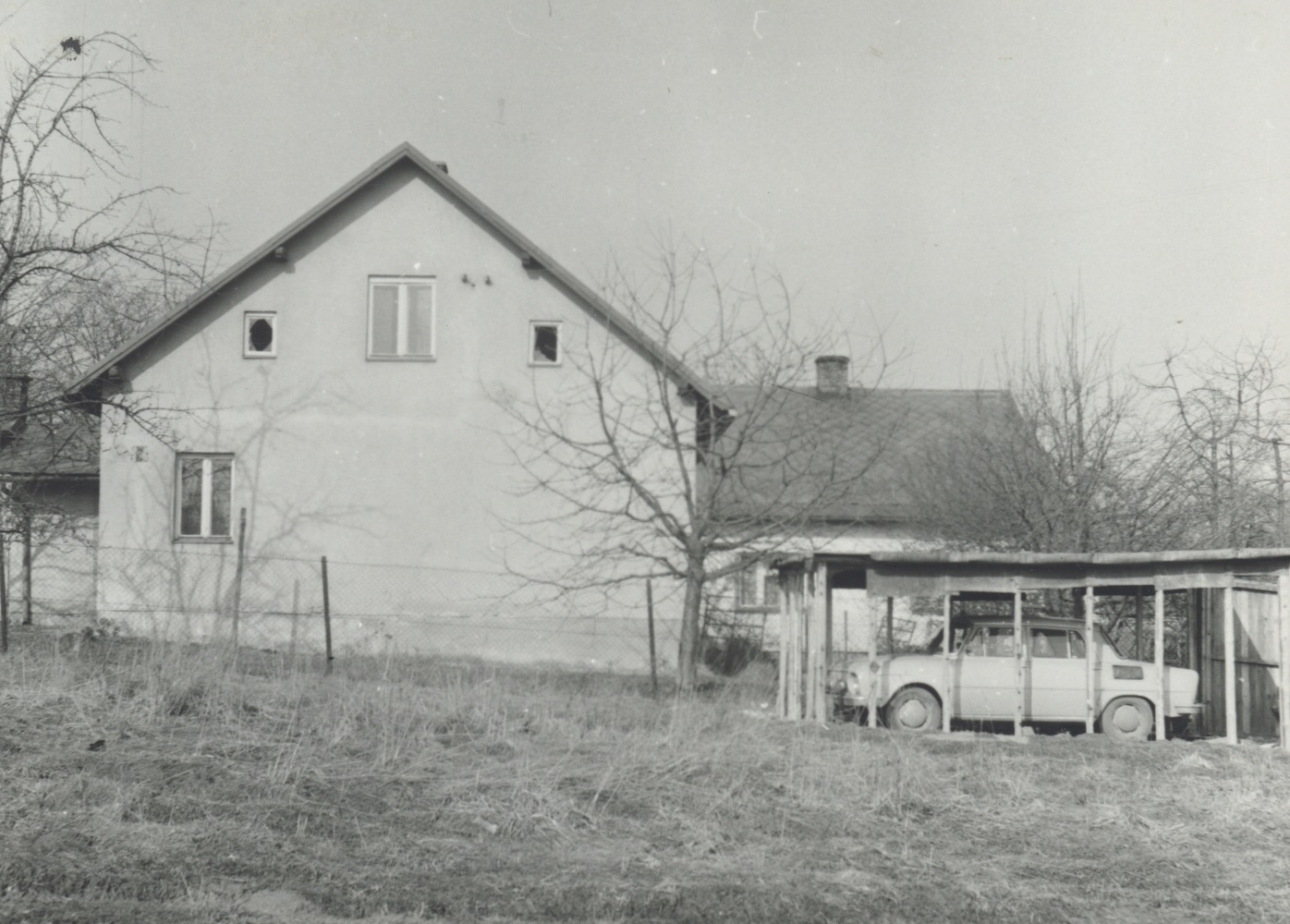 Dům čp. 453 (poslední obyvatelé: Chovaniok, Miczková E.) na fotografii z roku 1978