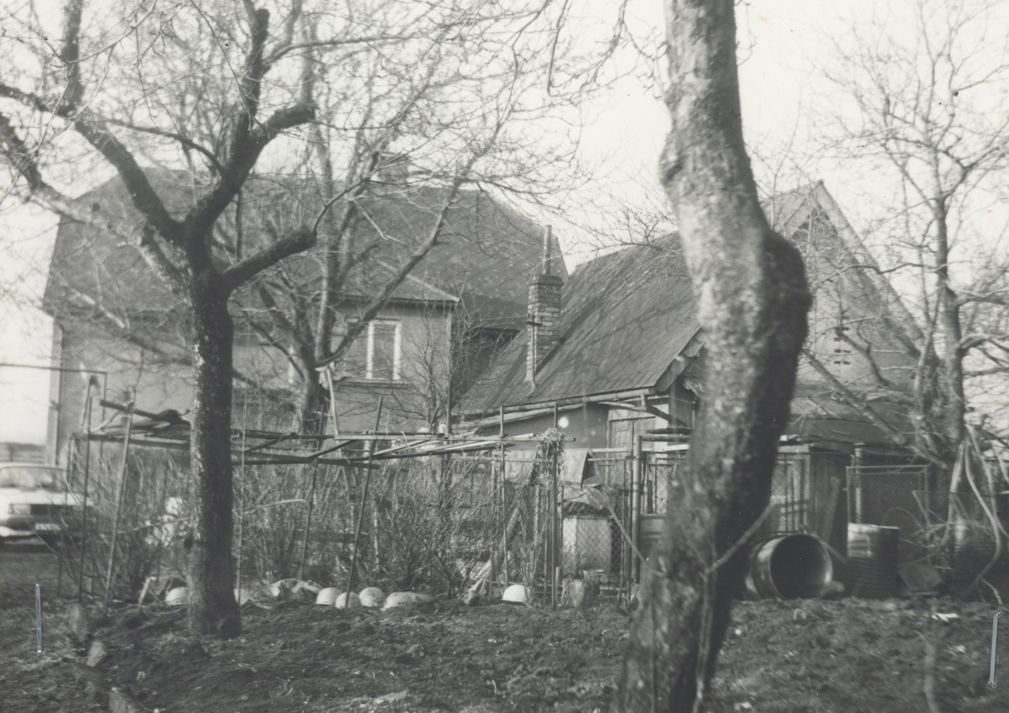 Dům čp. 477 (poslední obyvatelé: Filipczyk F.) na fotografii z roku 1989