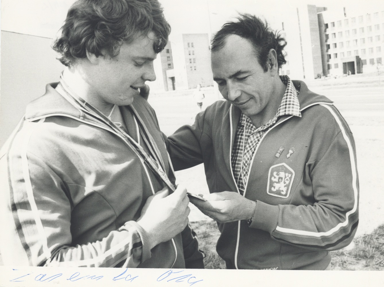 V tomto domě čp. 489 prožil své dětství Ota Zaremba, olympijský vítěz z roku 1980 (Moskva) ve vzpírání