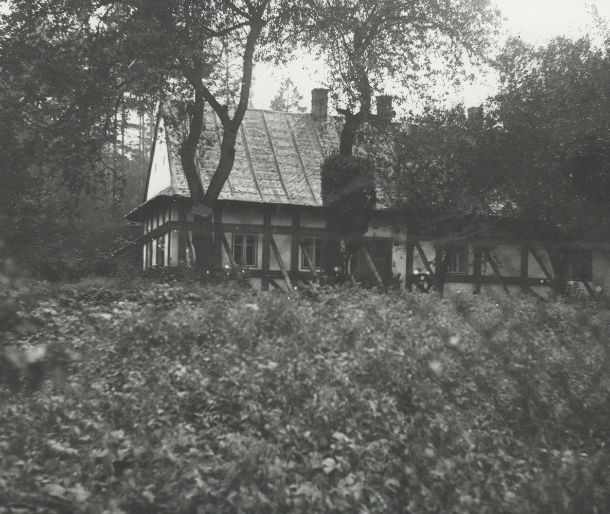 Dům čp. 89 na fotografii z roku 1974 (poslední obyvatelé: Gorecki A.)