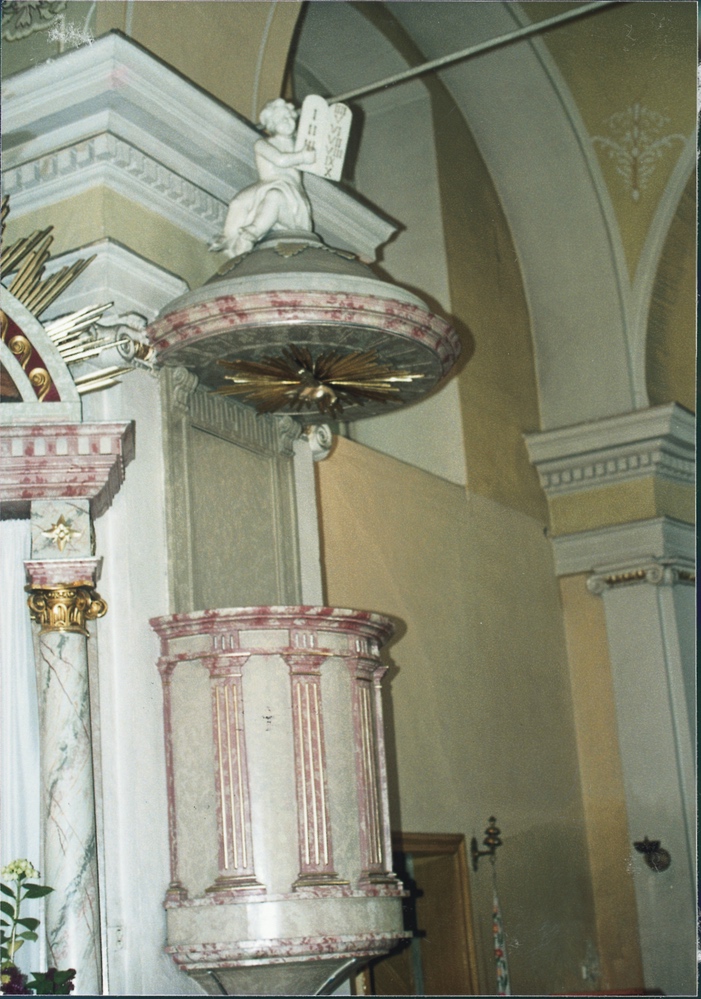 Z interiéru kostela sv. Barbory v Loukách