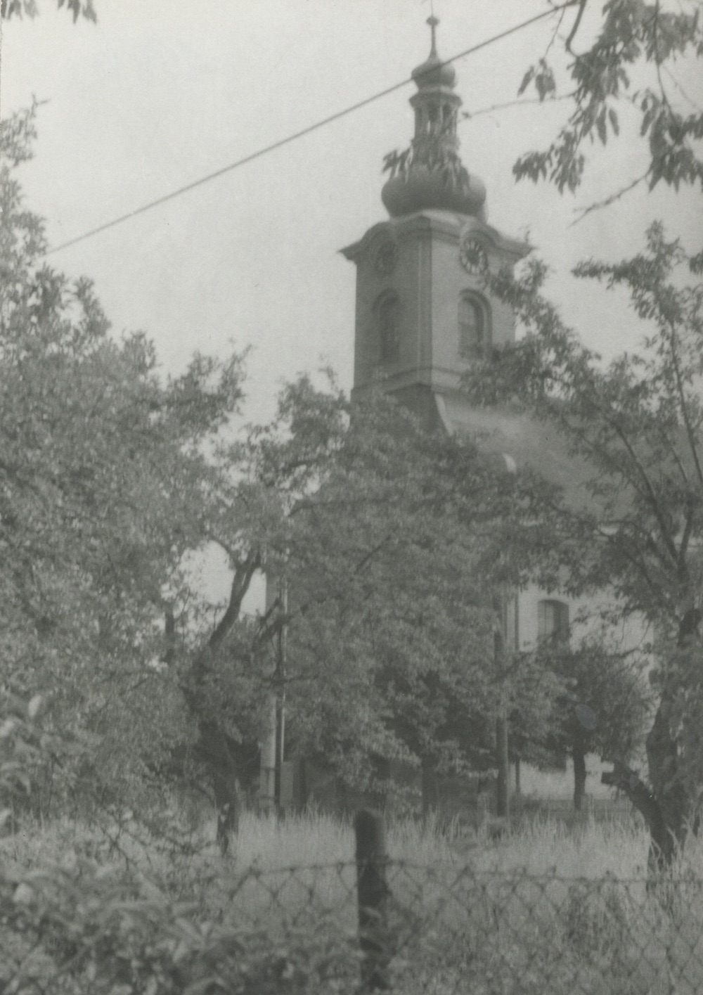 Kostel sv. Barbory v Loukách (1986)