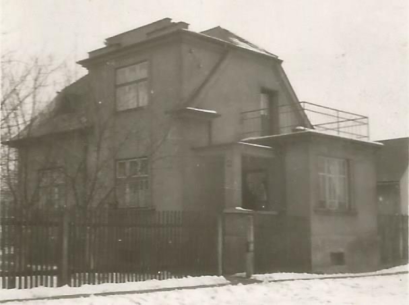 Dům čp. 176 v Solci (S laskavým svolením p. Jindřišky Gaszczykové roz. Chlebikové, ze soukromé sbírky)
