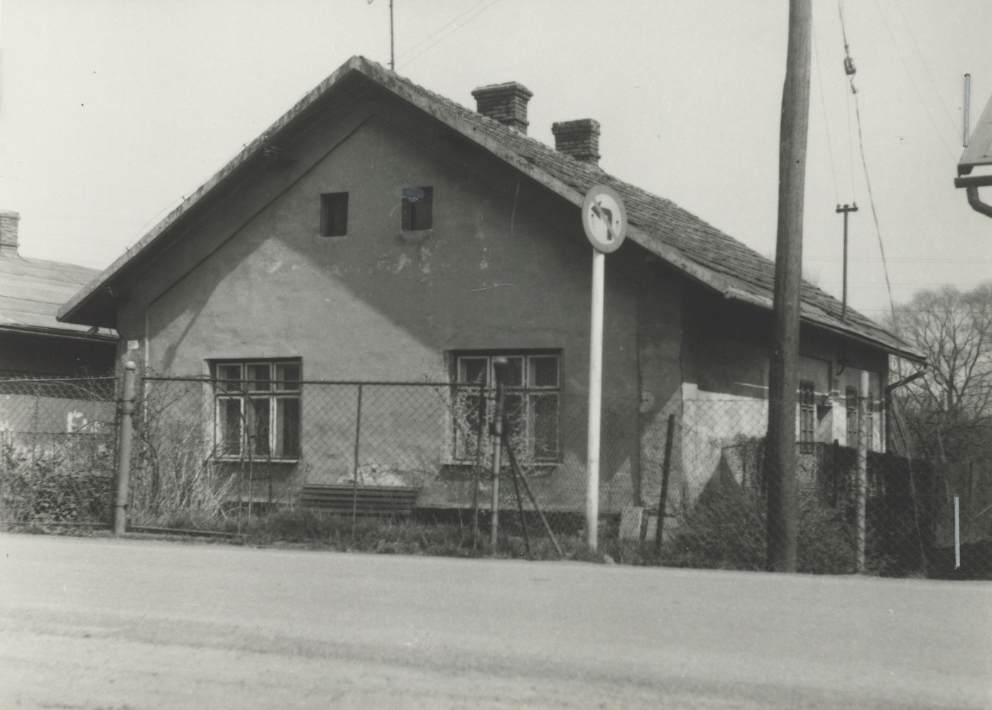 Dům čp. 174 (později čp. 2083) na parcele č. 7349, demolován v roce 1984
