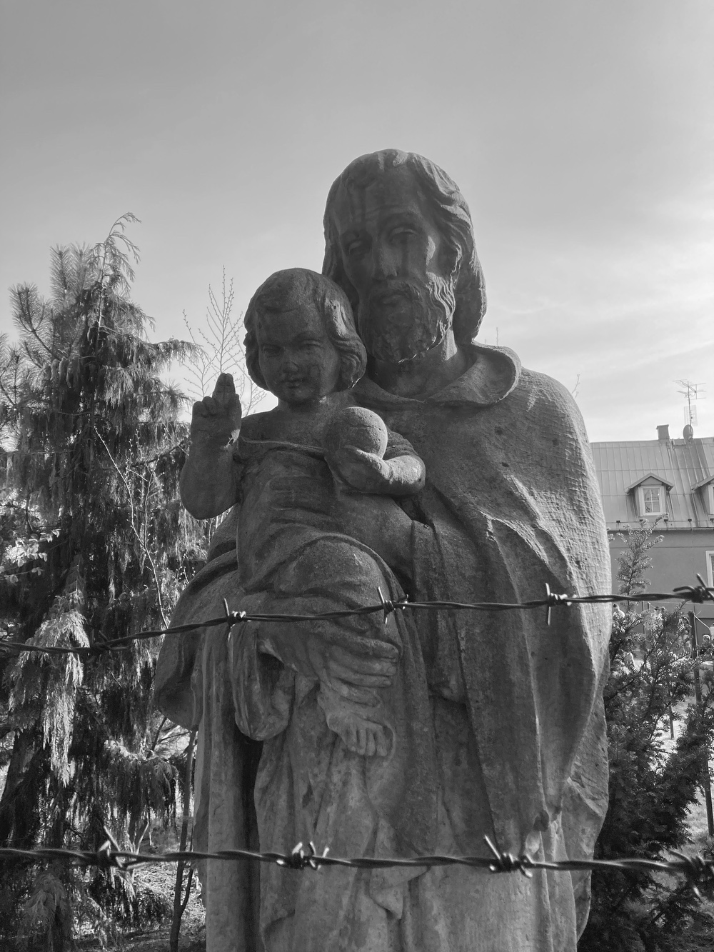 Socha sv. Josefa s Ježíšem (Mizerov, ul. Žižkova, u čp. 1447/3)