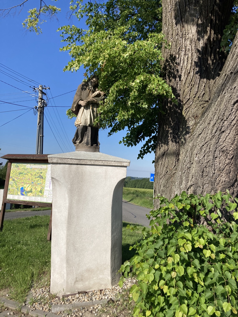 Socha sv. Jana Nepomuckého (Petrovice u Karviné). KULTURNÍ PAMÁTKA