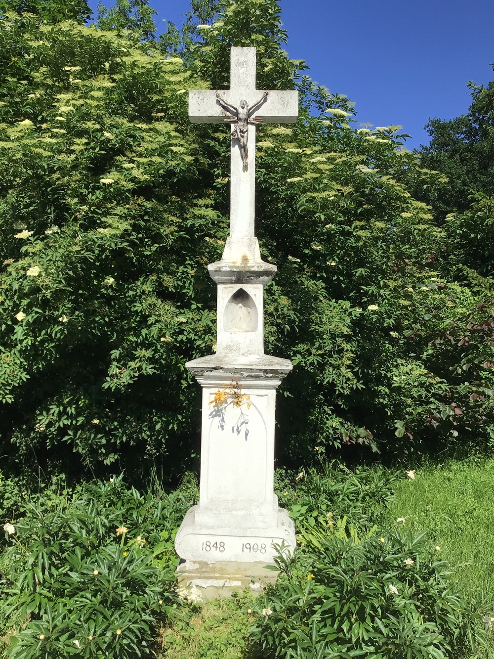 Kamenný krucifix na ulici Lázeňská v Darkově (1848 - 1908)