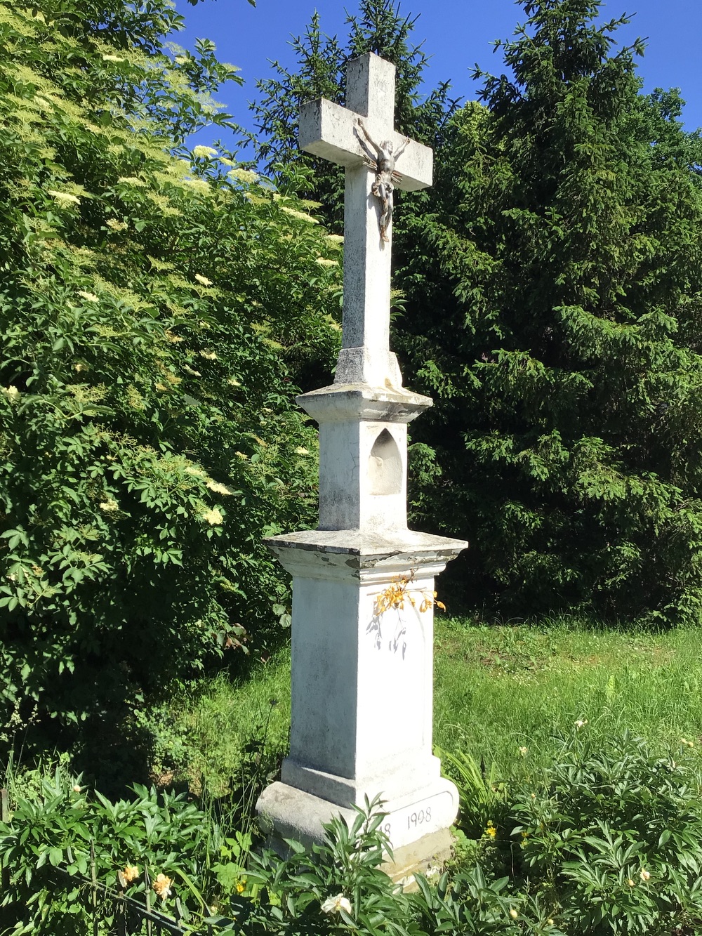 Kamenný krucifix na ulici Lázeňská v Darkově (1848 - 1908)