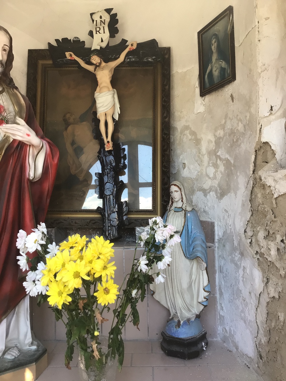 Kaplička na ulici Lázeňská, v Karviné - Darkově (u domu čp. 637/27). KULTURNÍ PAMÁTKA