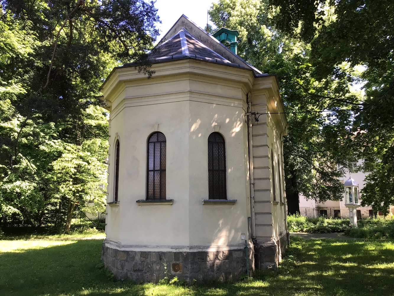 Kaple sv. Anny v Darkově, postavená v roce 1902 Dr. Wilhelmem Degré