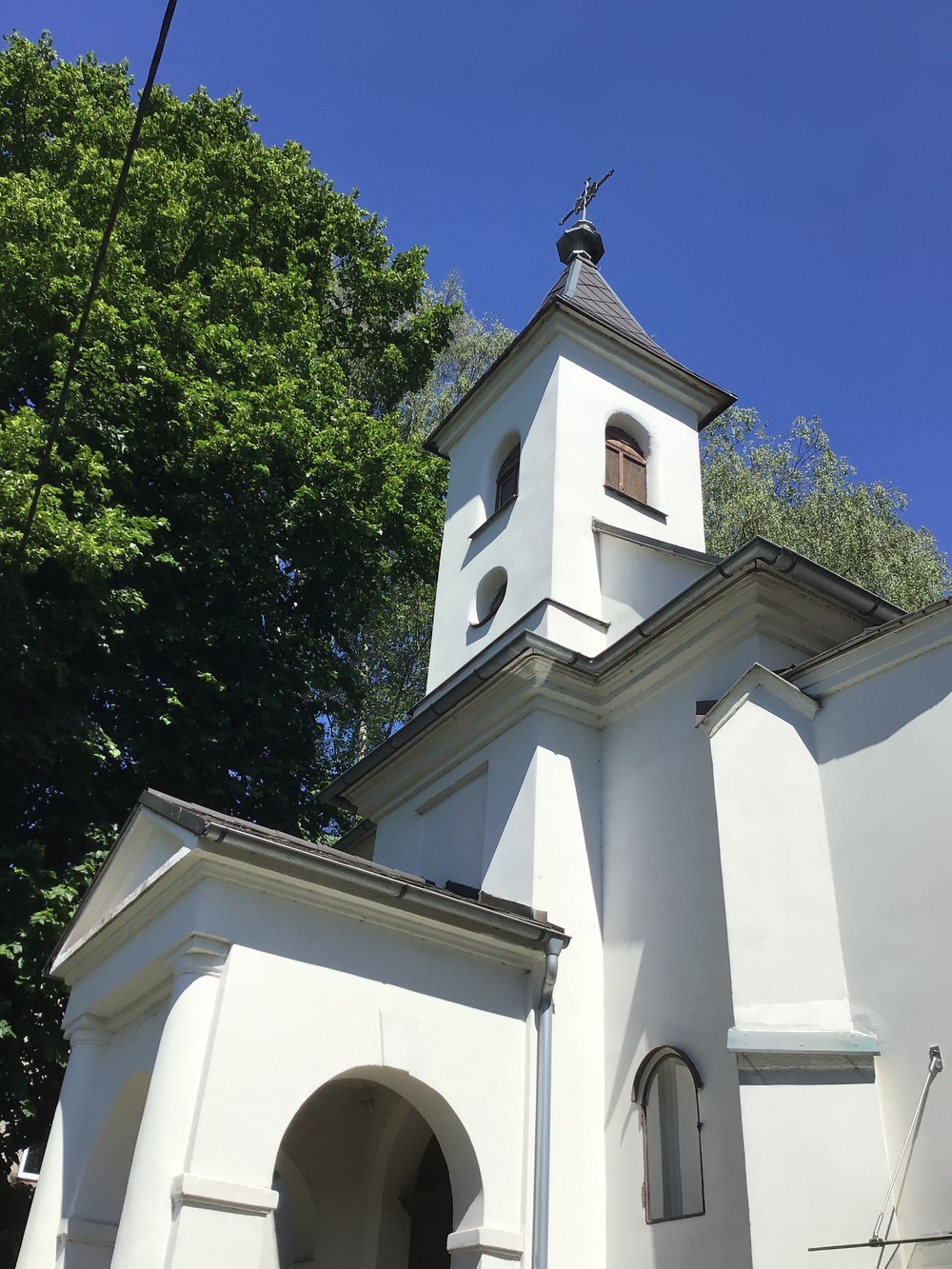 Kaple sv. Anny v Karviné - Ráji, postavená v roce 1867. KULTURNÍ PAMÁTKA