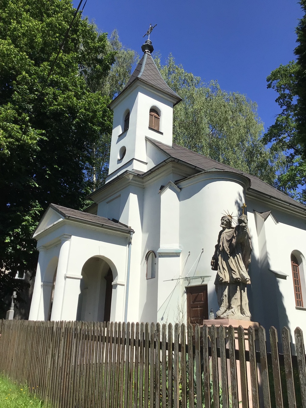 Kaple sv. Anny v Karviné - Ráji, postavená v roce 1867. KULTURNÍ PAMÁTKA