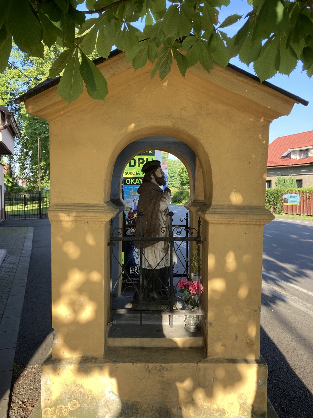 Kaple sv. Jana Nepomuckého v Karviné - Mizerově. KULTURNÍ PAMÁTKA