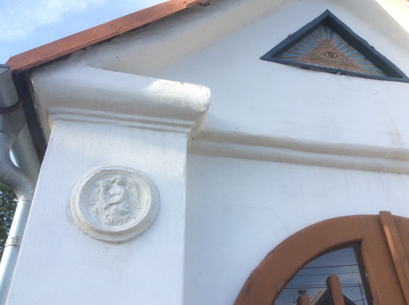 Kaple u dřevěného kostela Nanebevstoupení Páně v Dolních Marklovicích