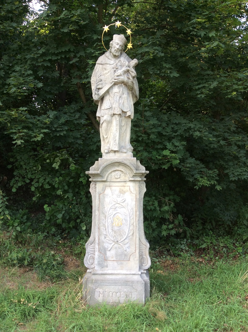 Socha sv. Jana Nepomuckého z roku 1871 v Doubravě. KULTURNÍ PAMÁTKA