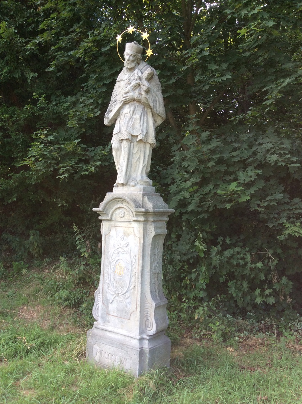 Socha sv. Jana Nepomuckého z roku 1871 v Doubravě. KULTURNÍ PAMÁTKA