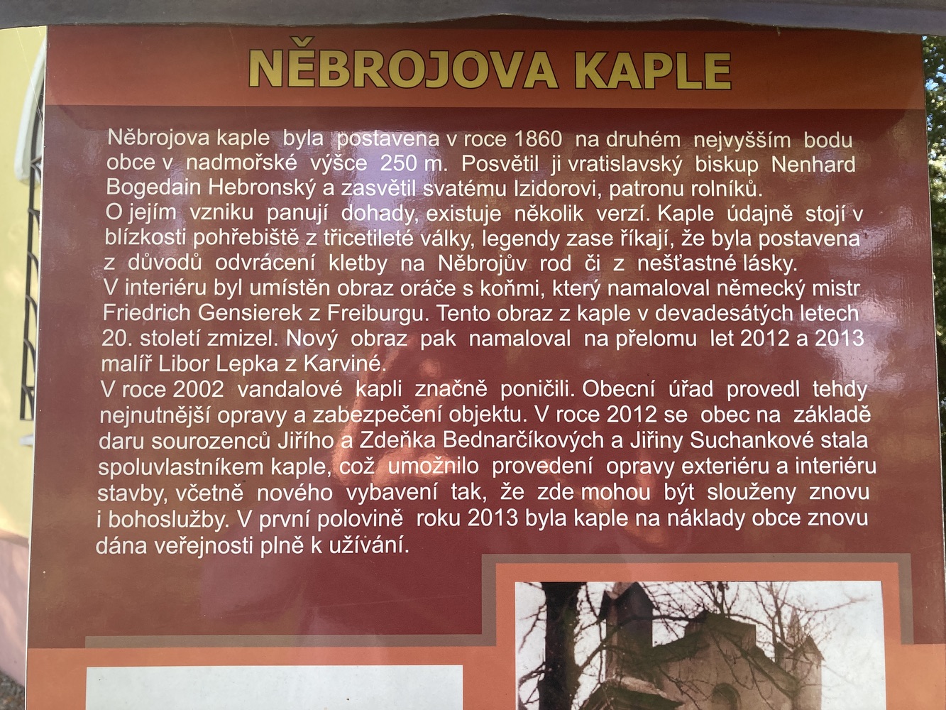 Informační tabule u Něbrojovy kaple v Dětmarovicích