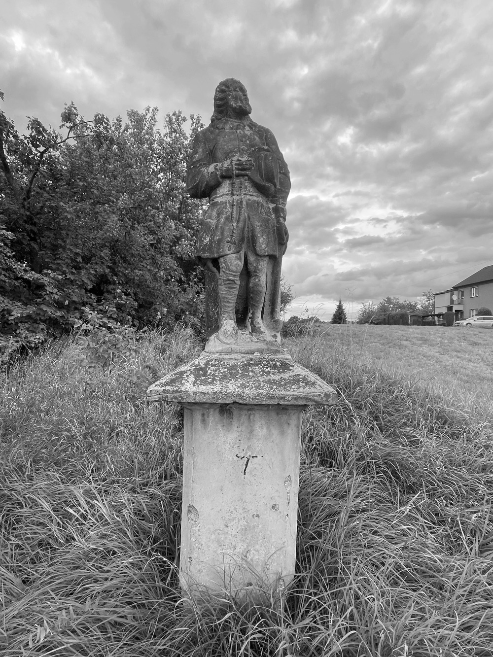 Socha svatého Isidora z roku 1863 v Petřvaldě, Na Zaryjích. (Fotografováno: 22.9.2023. Autor: Grafová Lenka)