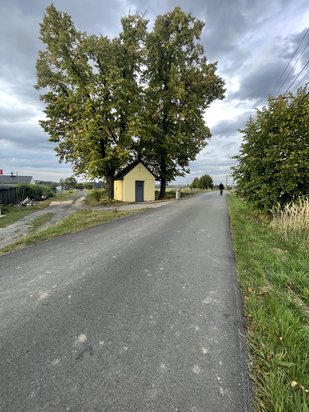 Pavelkova kaple v Petřvaldě, na ulici Podlesní. (Fotografováno: 22.9.2023. Autor: Grafová Lenka)