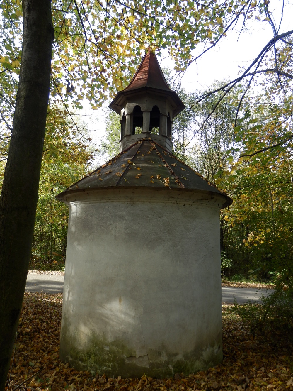 Kaple sv. Jana, Orlová - Lazy. (Fotografováno: říjen 2023. Autor: Mertlová Anna)