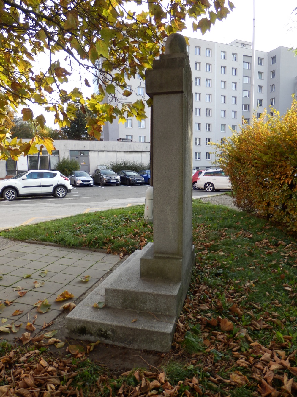 Pomník obětem 1. sv. války v Orlové. (Fotografováno: říjen 2023. Autor: Mertlová Anna)