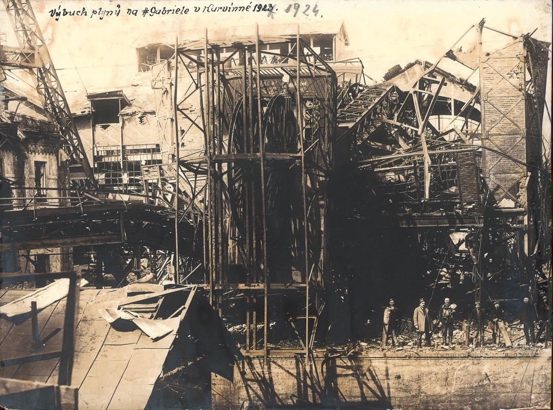 Jáma Gabriela po výbuchu v roce 1924
