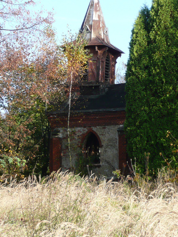 Kaple na evangelickém hřbitově v Novém Jorku (stav v letech 2008-2011).