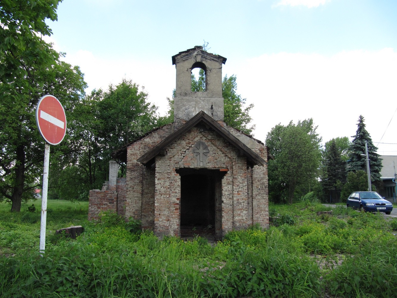 Kaple sv. Josefa na Sovinci - stav dne 26. května 2013 (s laskavým svolením p. Jana Polakoviče, ze soukromé sbírky)