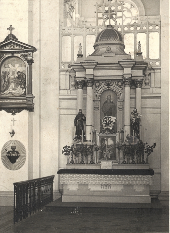 Z interiéru kostela sv. Jindřicha