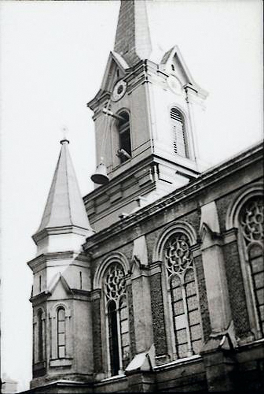 Válečná rekvizice zvonů. Snesení zvonů z Nového kostela 27. března 1942