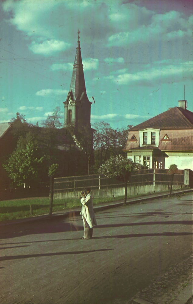 Kostel sv. Jindřicha na barevném diapozitivu