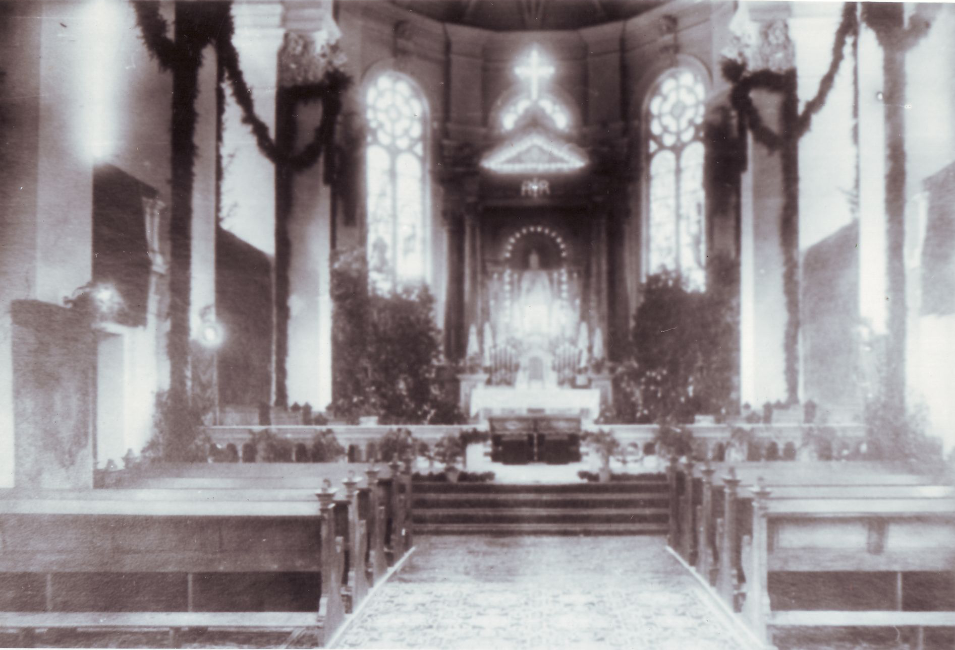 Z interiéru kostela sv. Jindřicha