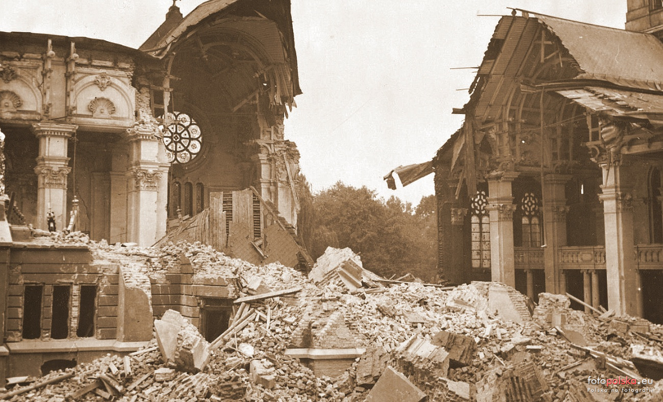 Demolice kostela sv. Jindřicha... (Zdroj: fotopolska.eu. Odkaz = KLIK na obrázek)