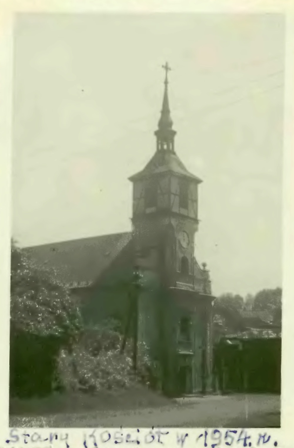 Kostel sv. Petra z Alkantary, stav v roce 1954 (Zdroj: Śląska Biblioteka Cyfrowa. Odkaz = KLIK na obrázek)