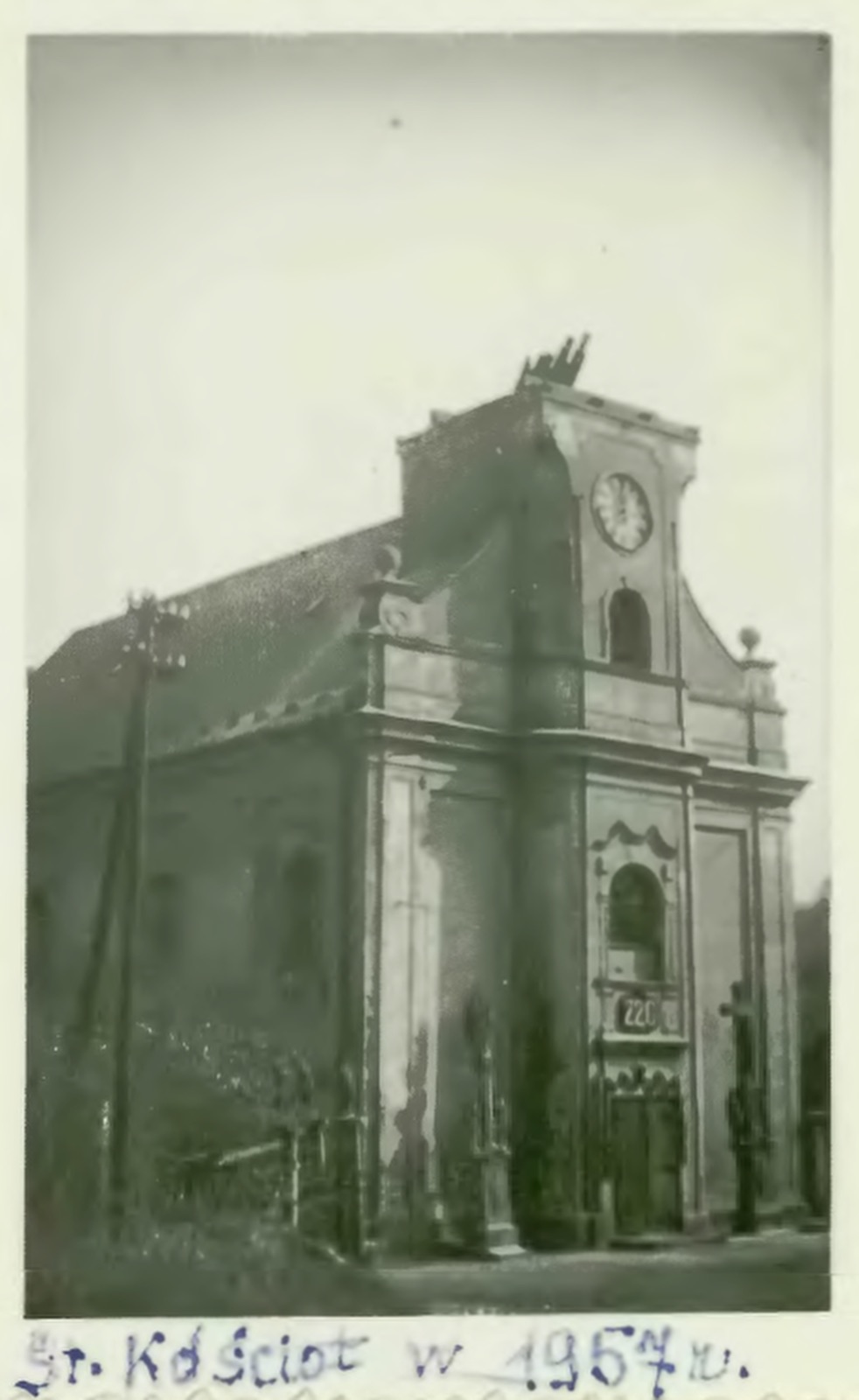 Kostel sv. Petra z Alkantary, stav v roce 1957 (Zdroj: Śląska Biblioteka Cyfrowa. Odkaz = KLIK na obrázek)