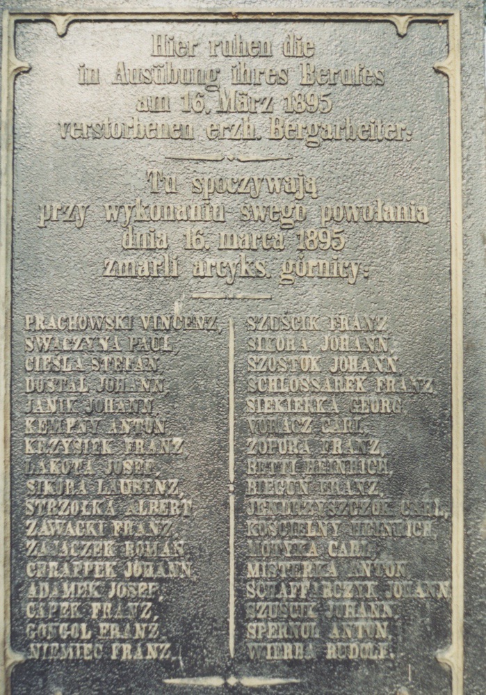 Pomník obětem důlního neštěstí na dole Hohenegger dne 16. března 1895