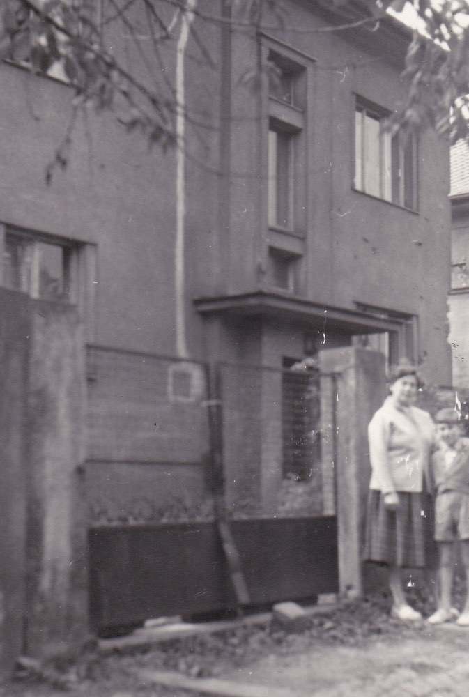Momentka z Jiráskovy ulice... (Autor: Ludovít Kováč)
