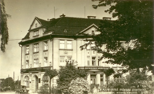Městská spořitelna v Karvinné
